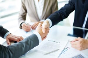 استخدام و درخواست نیروی انسانی - استخدام نیروی کاری متخصص و غیر متخصص